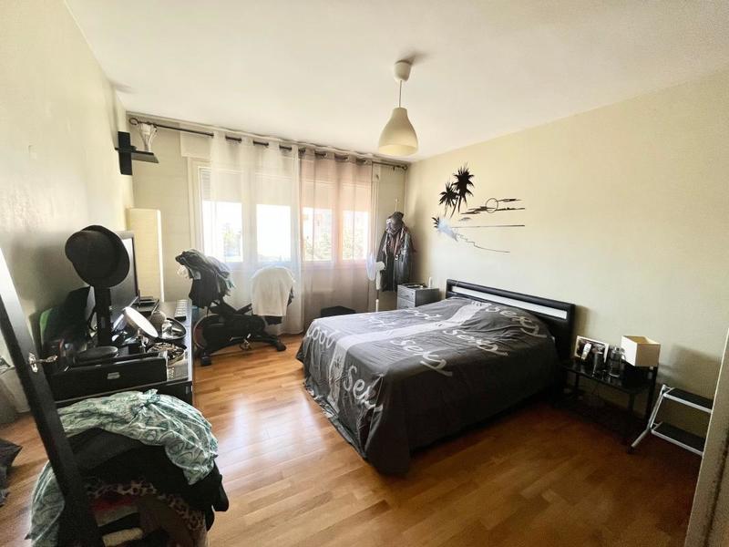 Appartement - 92 m² - 3 pièces