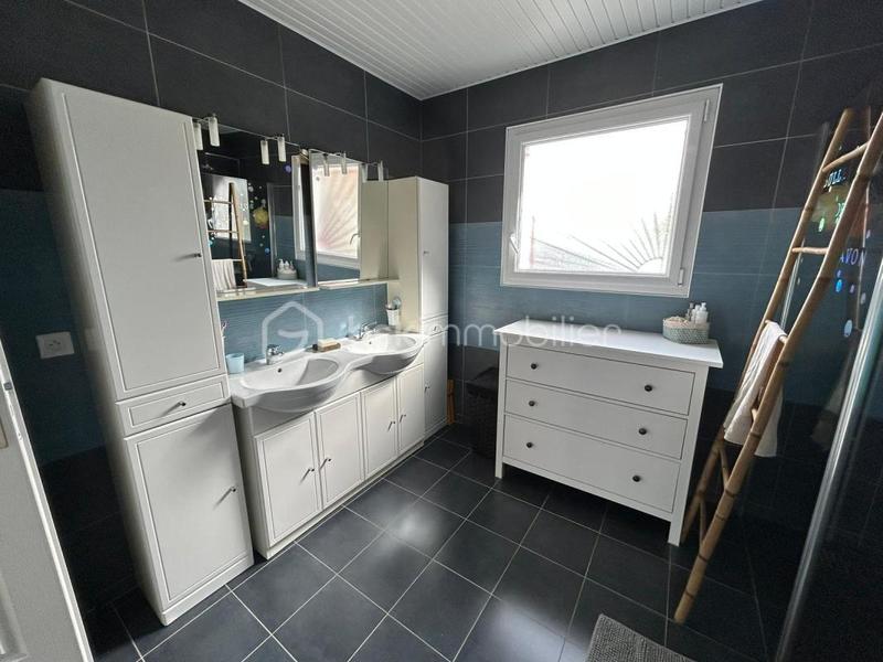 Maison - 98 m² - 4 pièces