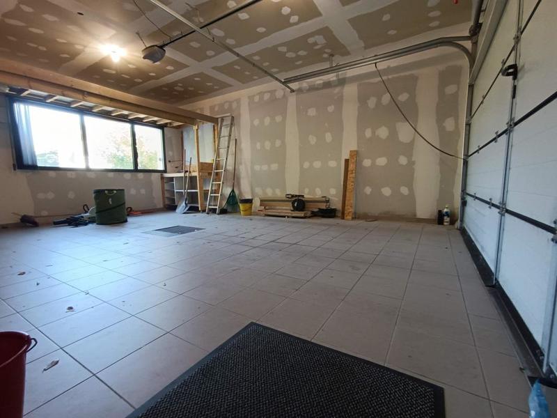 Maison - 200 m² - 5 pièces