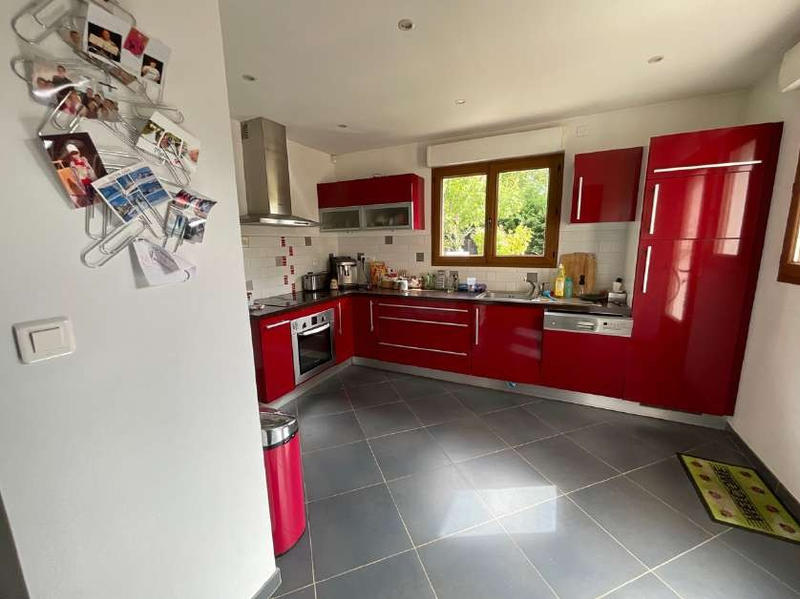 Maison - 182 m² - 6 pièces