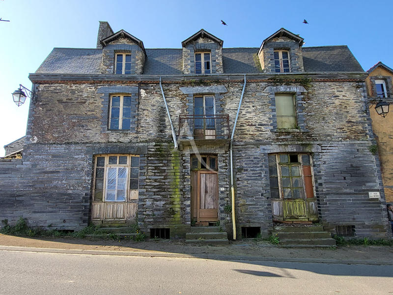 Maison - 424 m² - 10 pièces