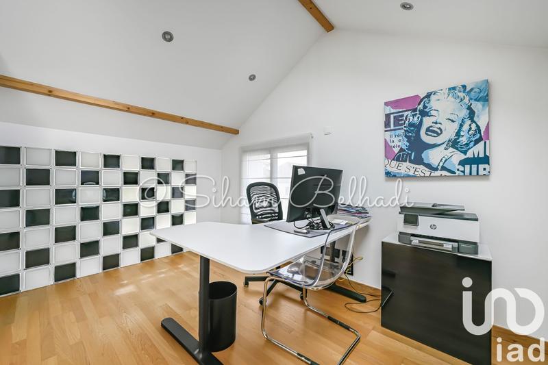 Maison - 190 m² - 6 pièces