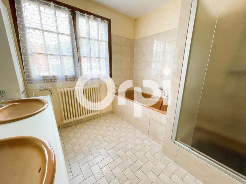 Maison - 162 m² - 6 pièces