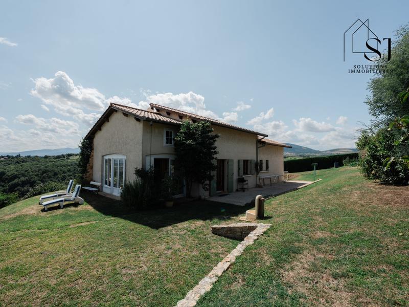 Maison - 149 m² - 5 pièces