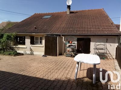 Maison - 141 m² - 7 pièces