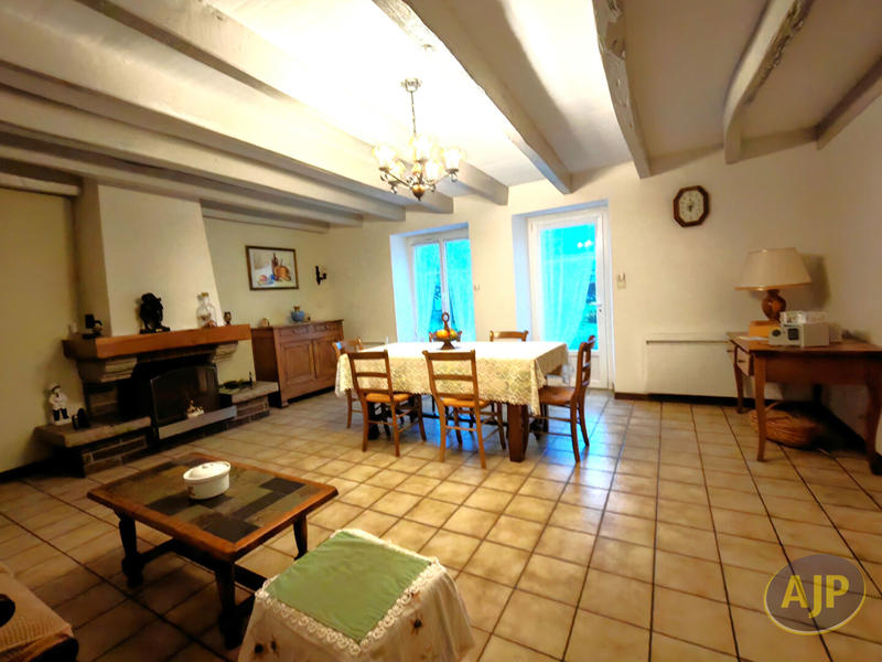 Maison - 87 m² - 4 pièces