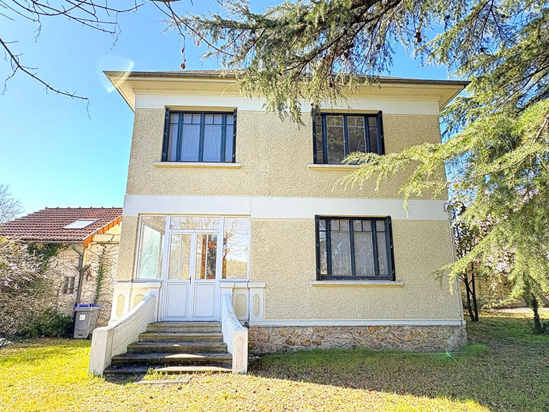 Maison - 158 m² - 7 pièces