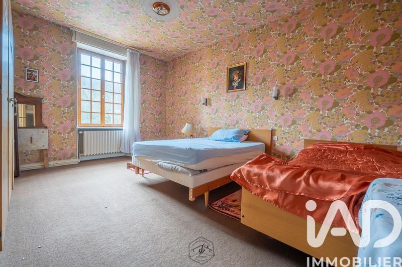 Maison - 252 m² - 8 pièces