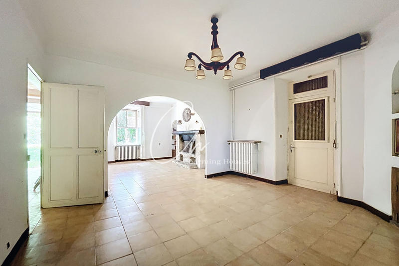 Propriété - 225 m²