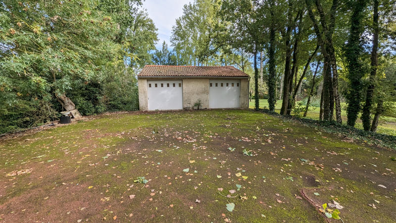 Maison - 166 m² - 7 pièces