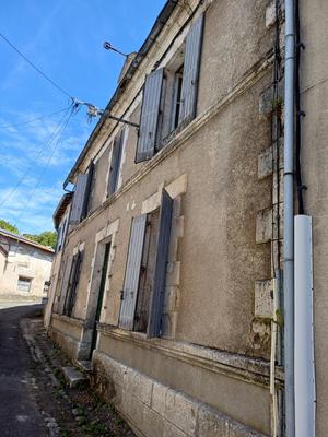 Maison - 217 m² - 10 pièces
