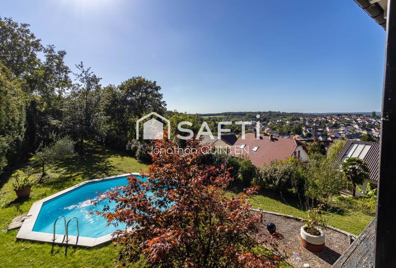 Maison - 150 m² - 6 pièces