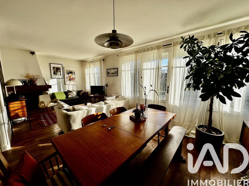 Maison - 105 m² - 5 pièces