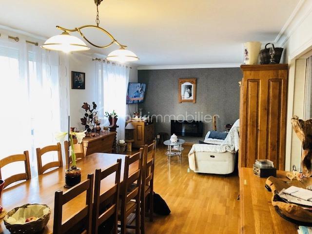 Appartement - 94 m² - 5 pièces
