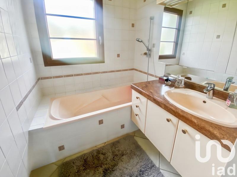 Maison - 141 m² - 6 pièces