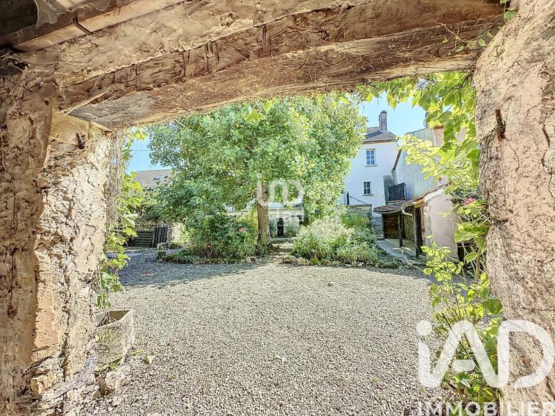 Maison de village - 220 m² - 8 pièces