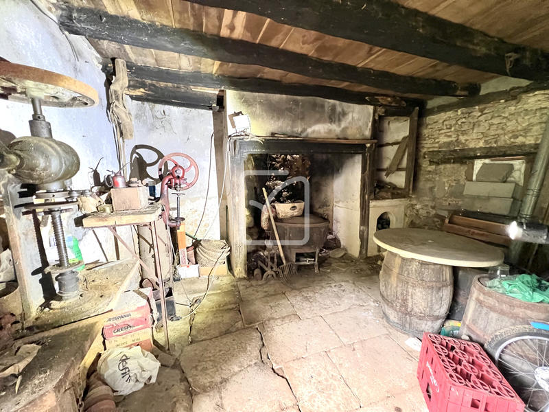 Maison - 245 m² - 11 pièces