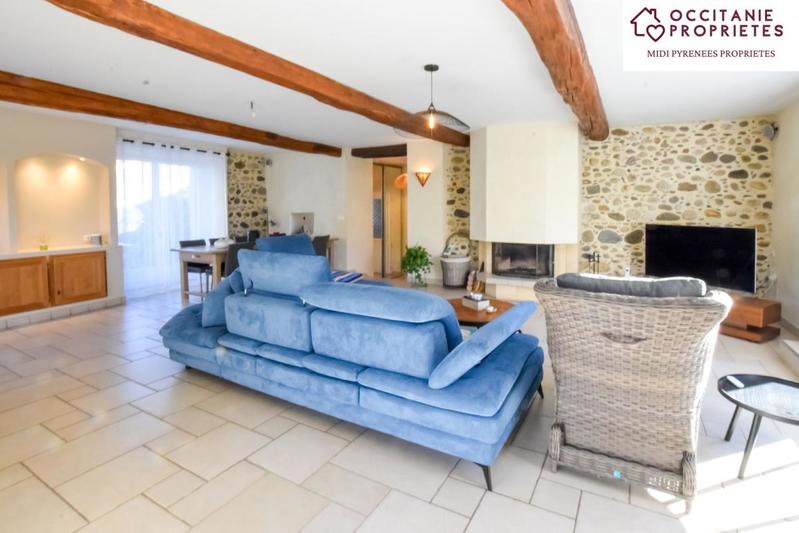 Propriété - 625 m² - 15 pièces