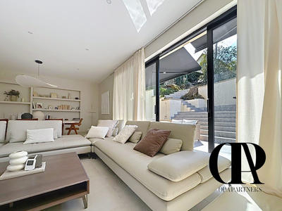 Villa - 185 m² - 6 pièces