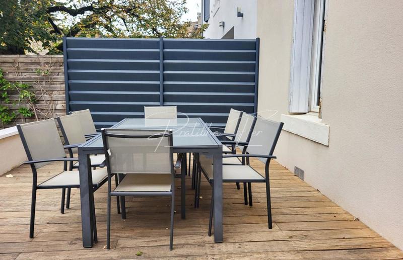 Maison - 180 m² - 7 pièces