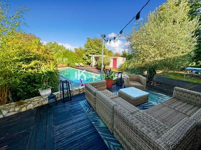 Maison - 120 m² - 6 pièces