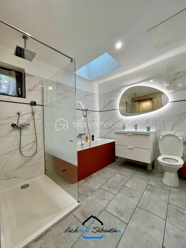 Maison en pierre - 98 m² - 5 pièces