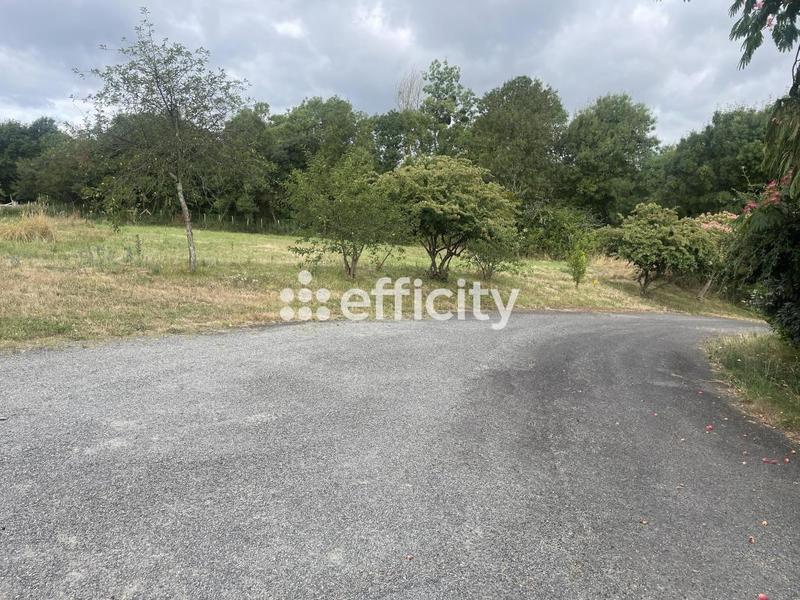 Terrain constructible - 522 m²