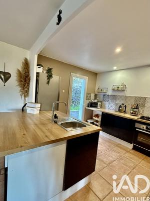 Maison - 98 m² - 4 pièces