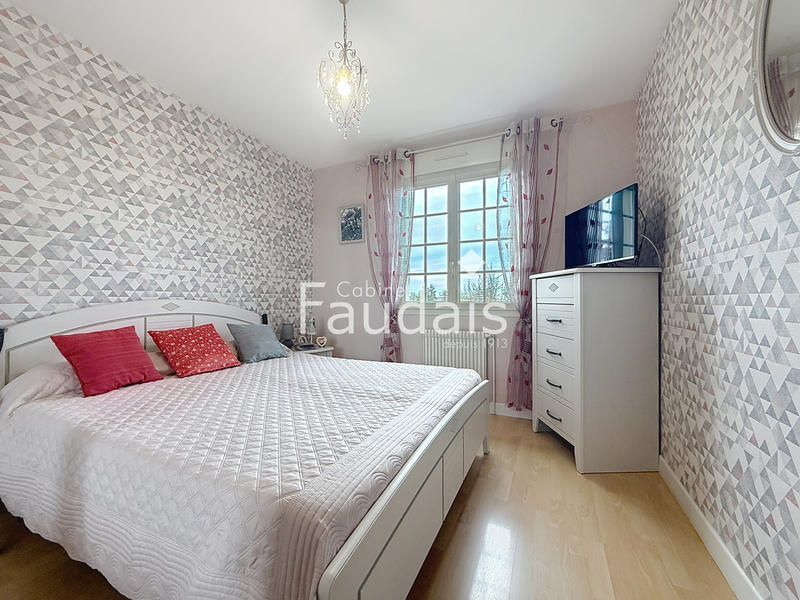 Maison - 95 m² - 6 pièces