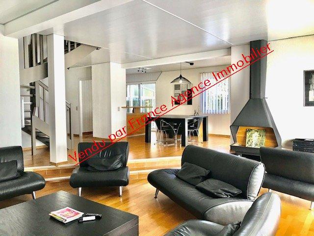 Maison d'architecte - 145 m² - 5 pièces