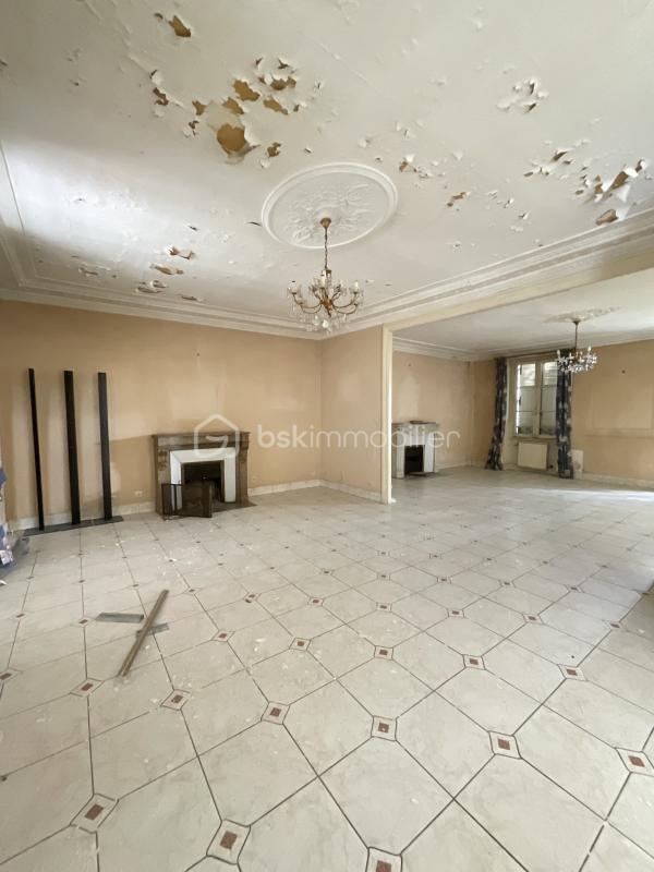 Maison - 178 m² - 7 pièces