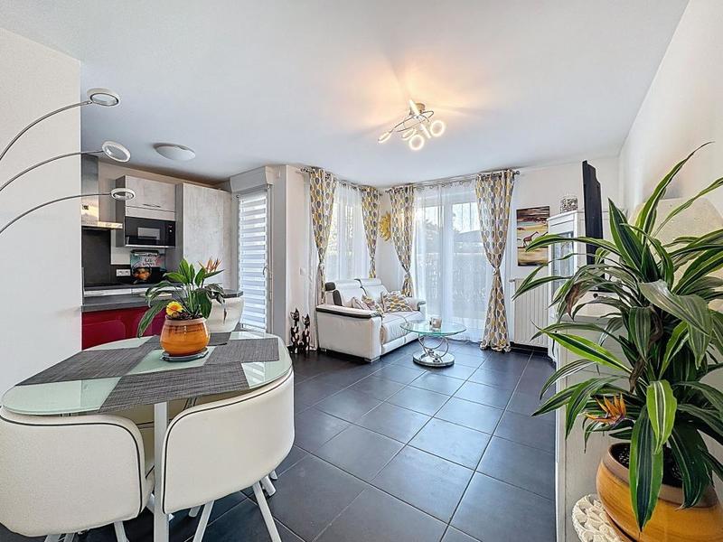 Appartement - 60 m² - 3 pièces