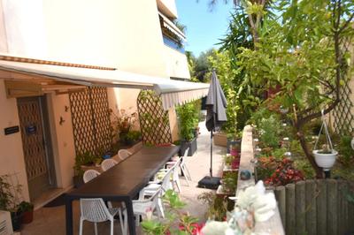 Appartement - 90 m² - 3 pièces