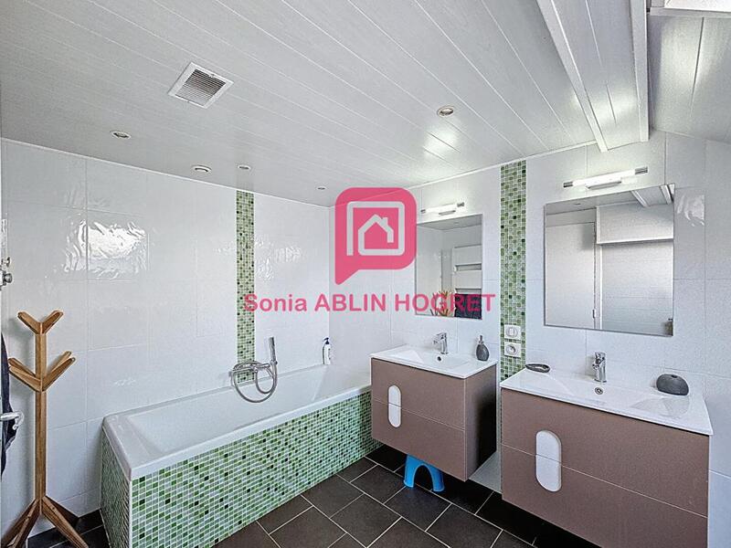 Maison - 164 m² - 6 pièces