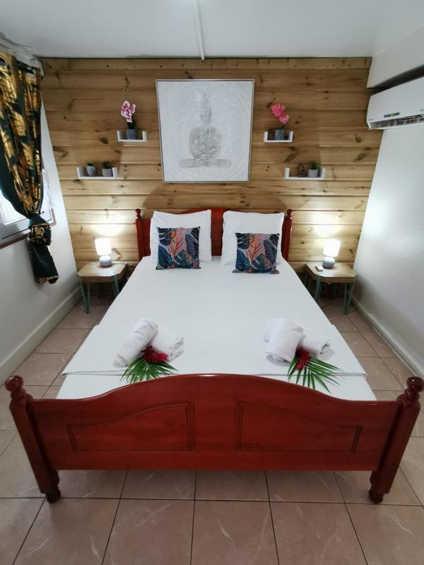 Local commercial - 700 m² - 19 pièces