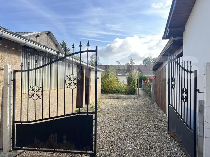 Maison de village - 82 m² - 4 pièces