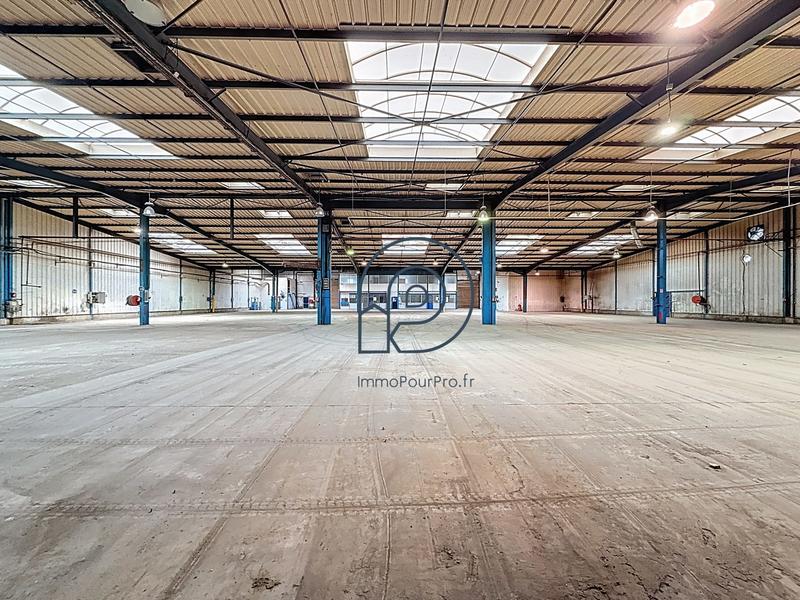 Local d'activités - 3 870 m²