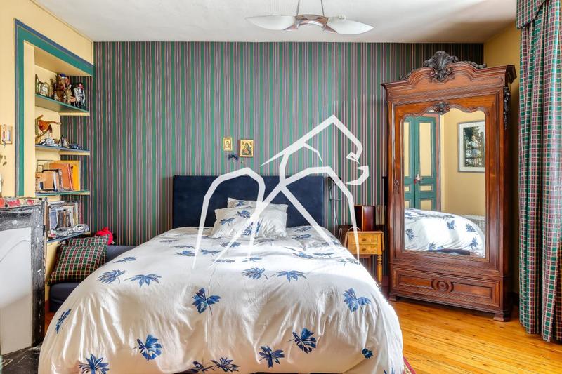 Maison ancienne - 200 m² - 7 pièces