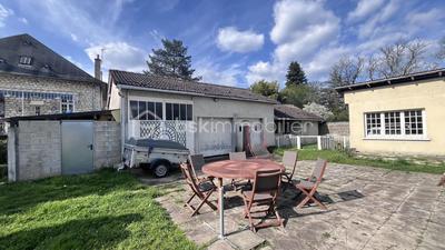 Maison en pierre - 153 m² - 7 pièces