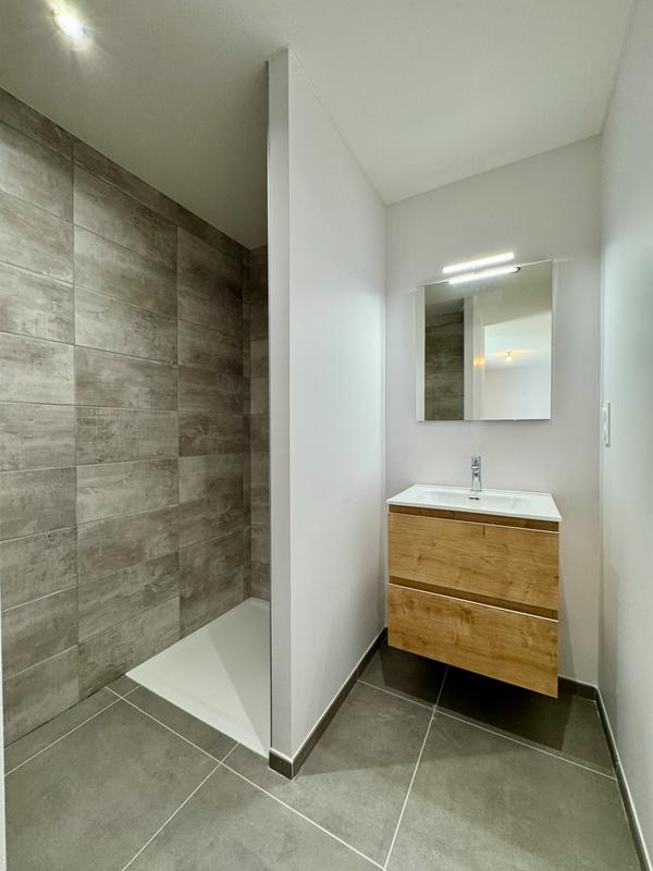 Maison - 121 m² - 5 pièces