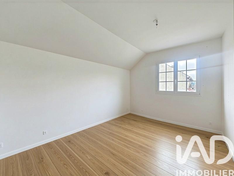 Maison - 94 m² - 4 pièces