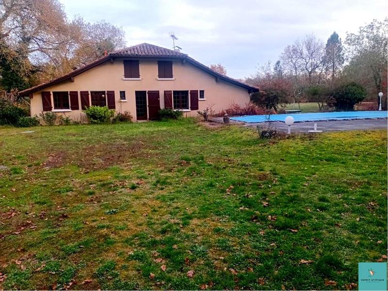 Maison de domaine - 150 m² - 6 pièces