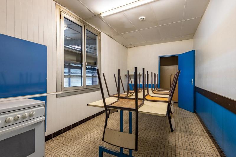 Local commercial - 3 178 m² - 10 pièces