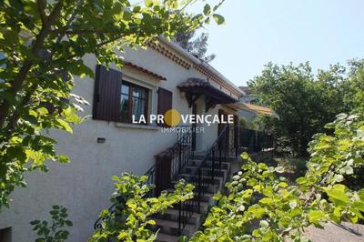 Villa - 90 m² - 4 pièces