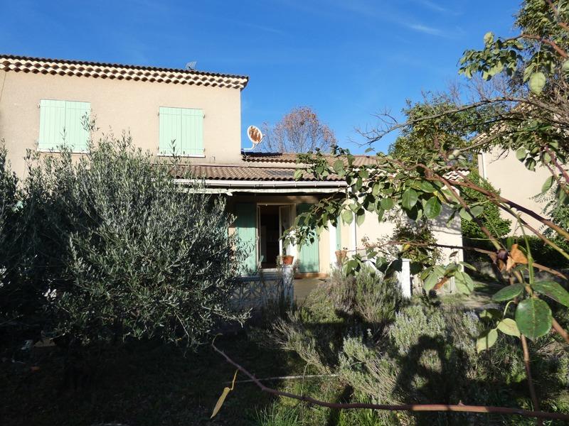 Pavillon - 92 m² - 4 pièces