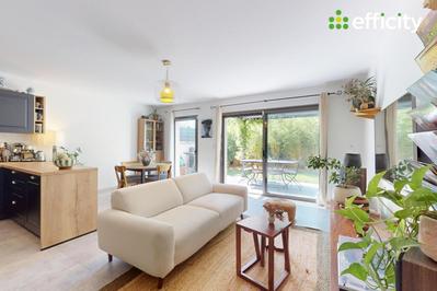 Maison - 96 m² - 4 pièces