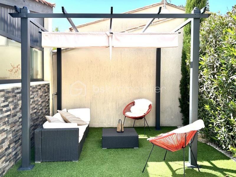 Maison traditionnelle - 103 m² - 4 pièces