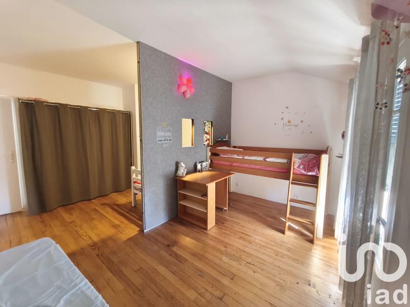 Maison - 250 m² - 7 pièces