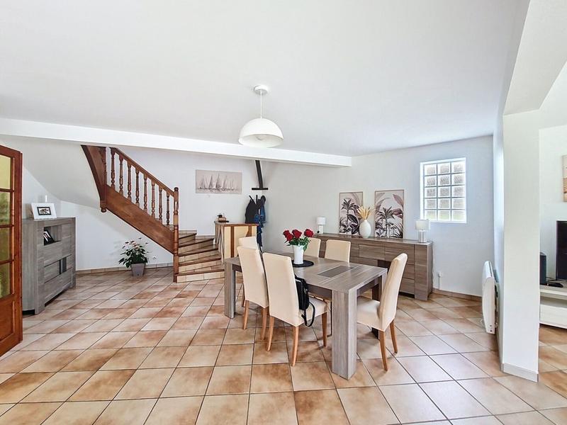Maison - 149 m² - 5 pièces