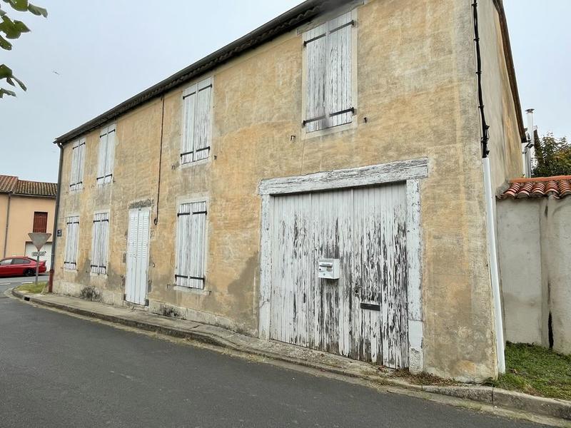 Maison de bourg - 191 m² - 6 pièces